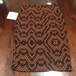 XS LuLaRoe Cassie Skirt B06 35‎